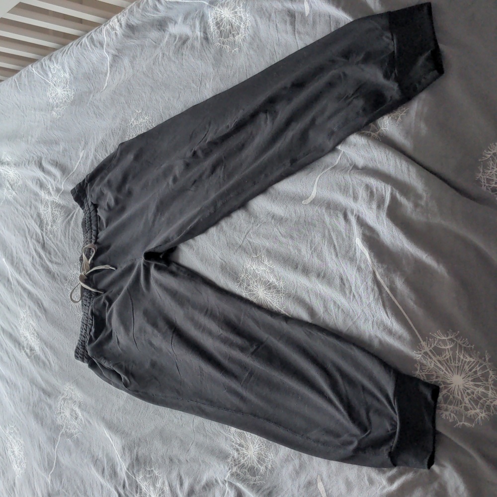 Vuori small joggers